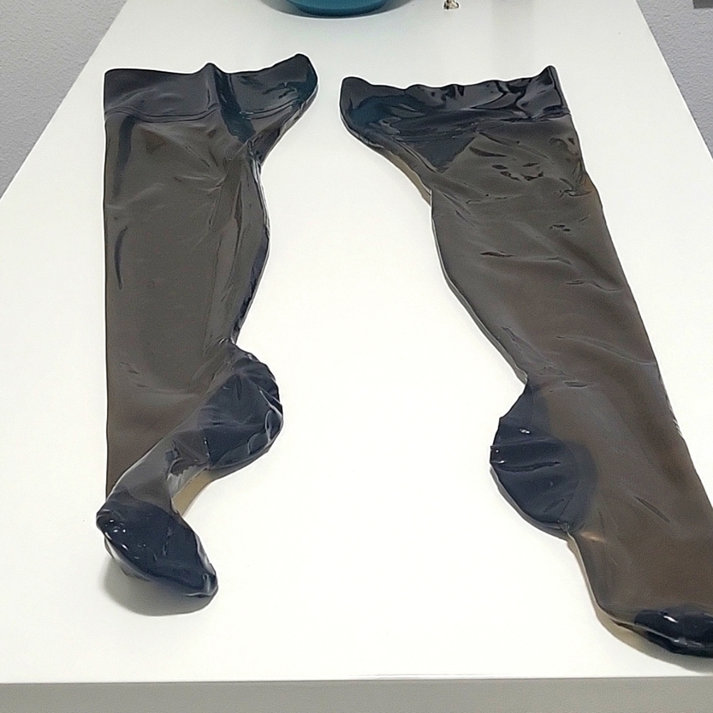 Latex back seam stockings